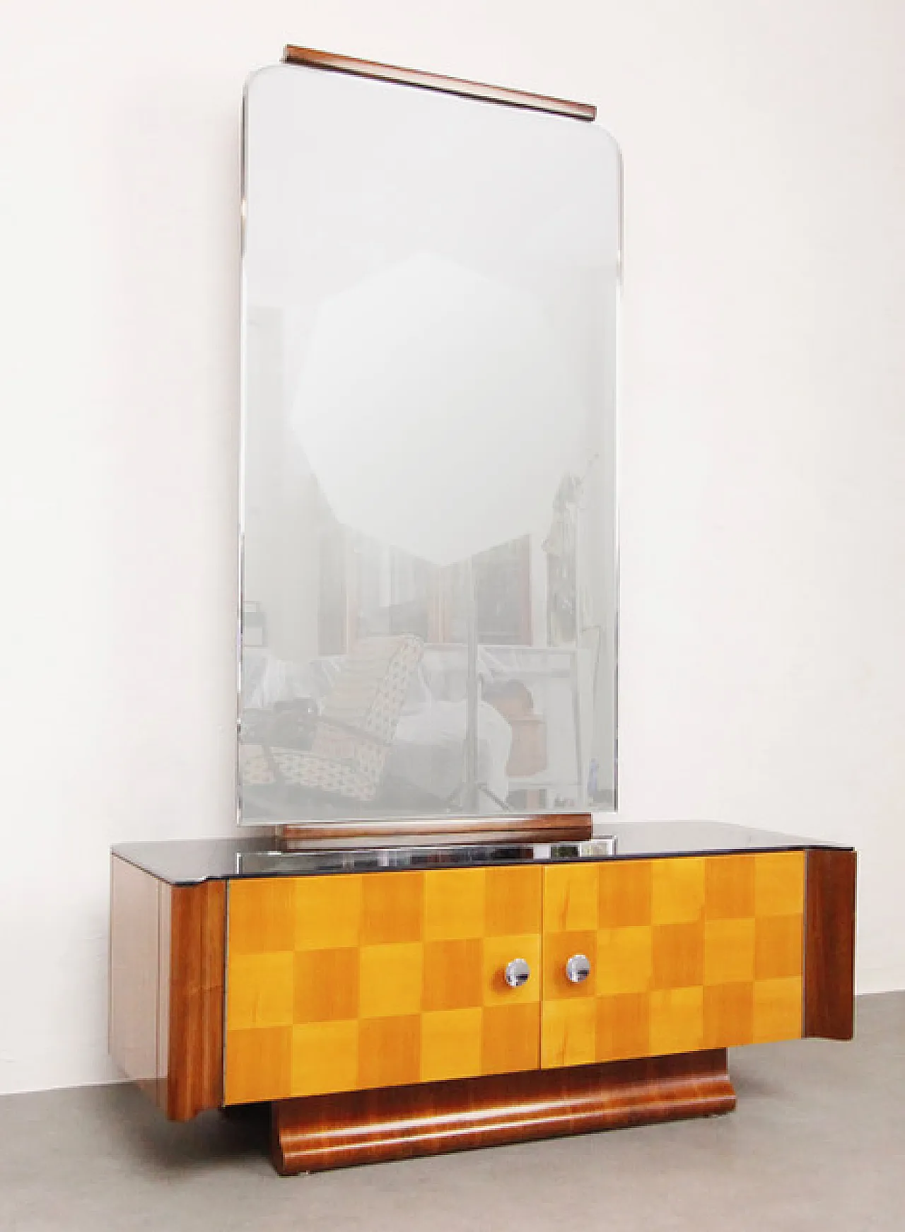 Mirror with cosmetic toilet "Chessboard" 12