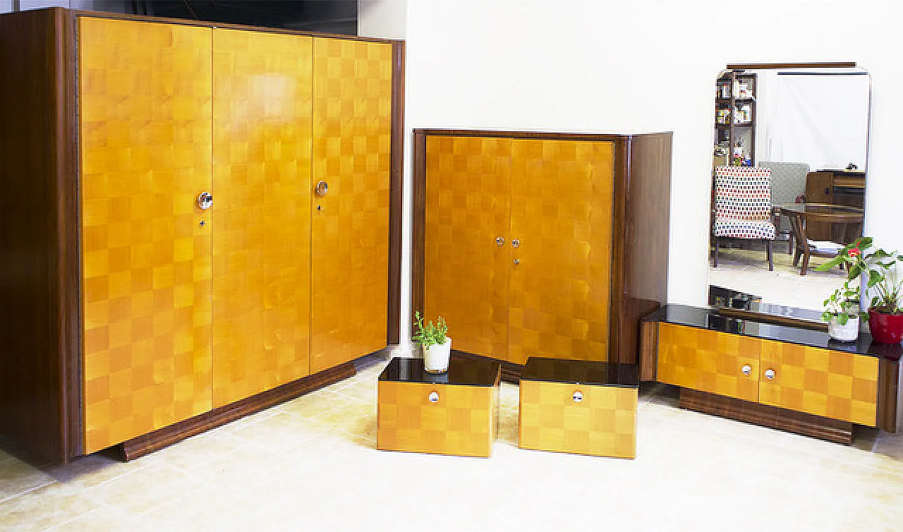 Mirror with cosmetic toilet "Chessboard" 13