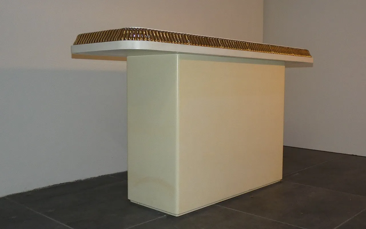 Consolle Regency con finitura avorio e dorata nello stile di Alain Delon per Maison Jansen, Francia, anni '70 7