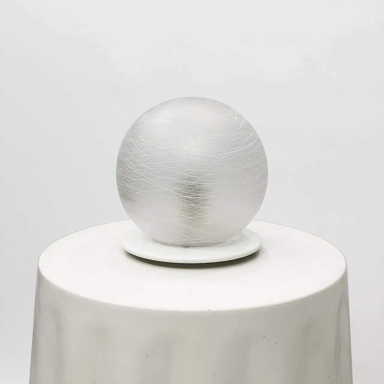 Pair Of White Murano Sphere Lamps, anni '70 6