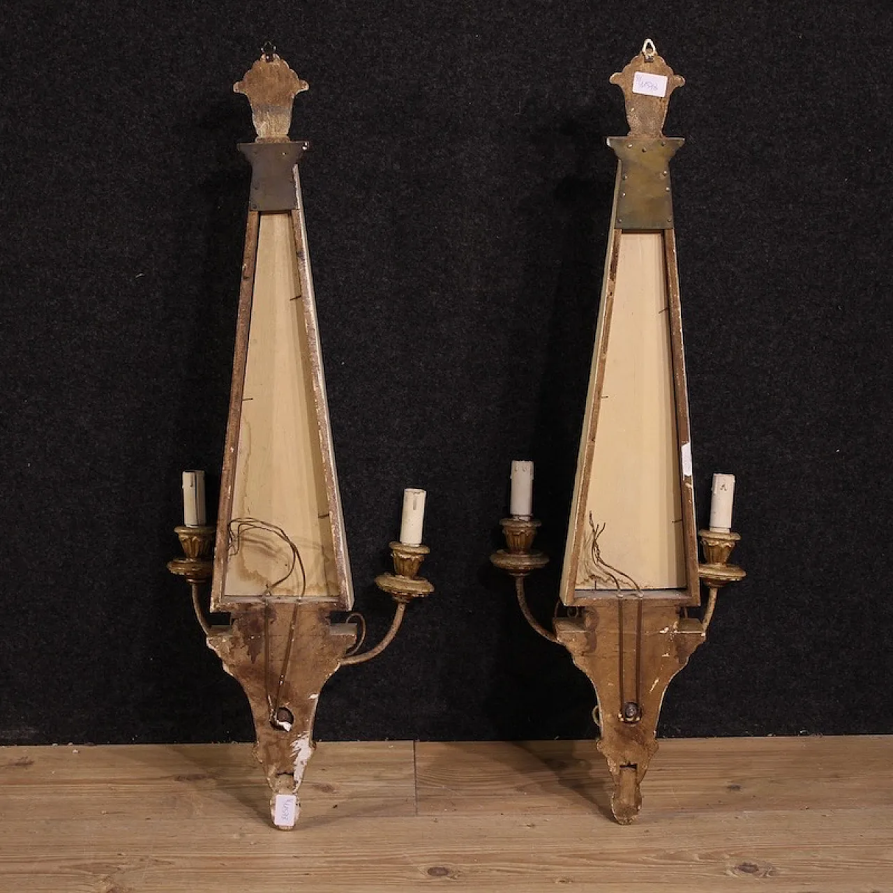 Pair of  Italian Louis XVI style wall lights, 20th century 9