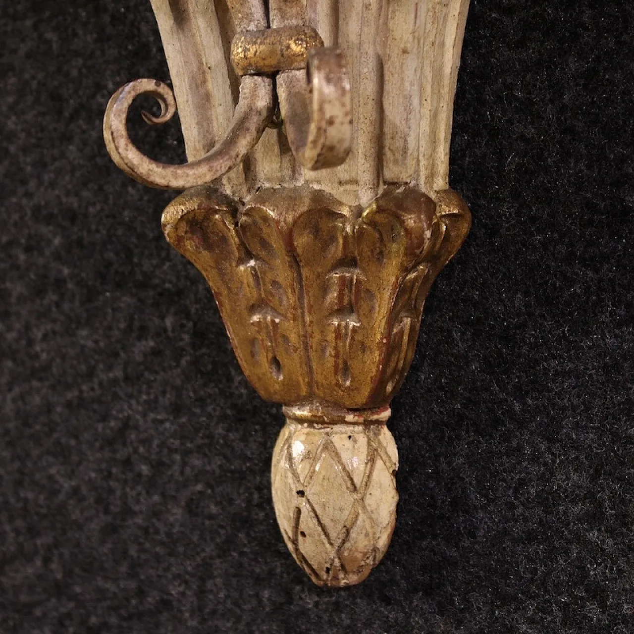Pair of  Italian Louis XVI style wall lights, 20th century 12