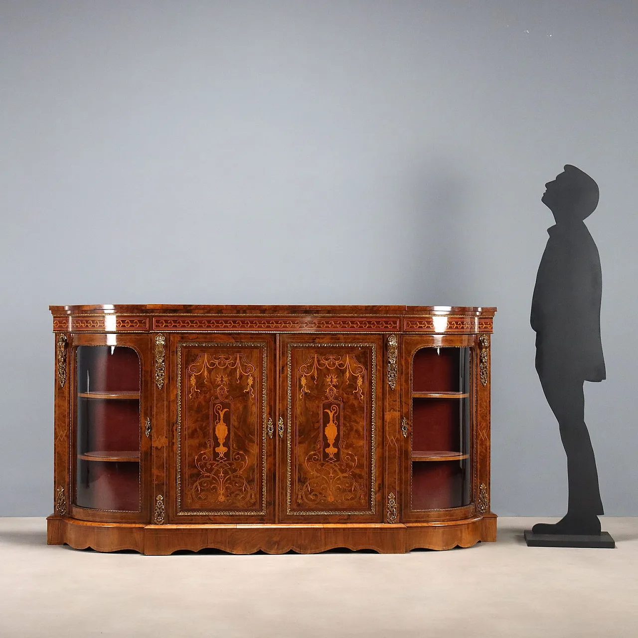 Walnut briar server with threads and inlays, 19th century 3