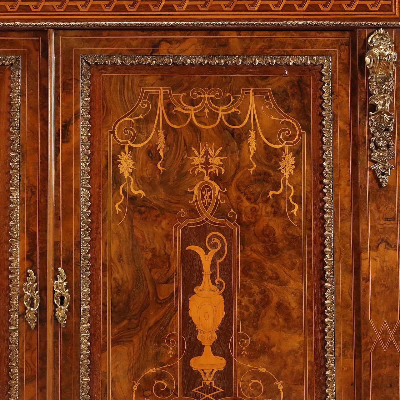 Walnut briar server with threads and inlays, 19th century 7