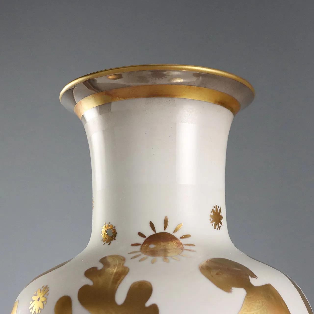 Morbelli Arte porcelain vase, 20th century 3
