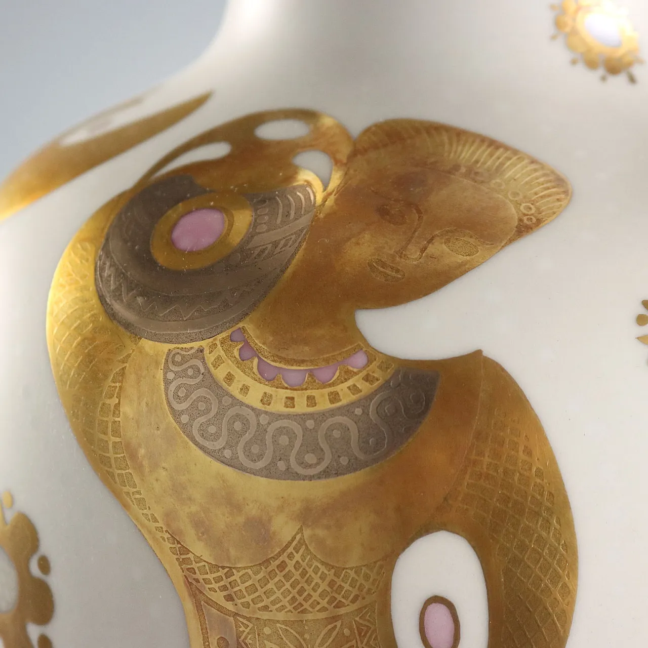Morbelli Arte porcelain vase, 20th century 8