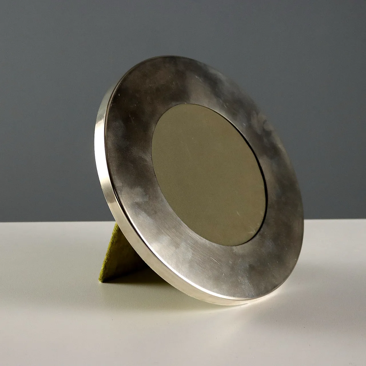 Gabriella Crespi photo holder, 20th century 1