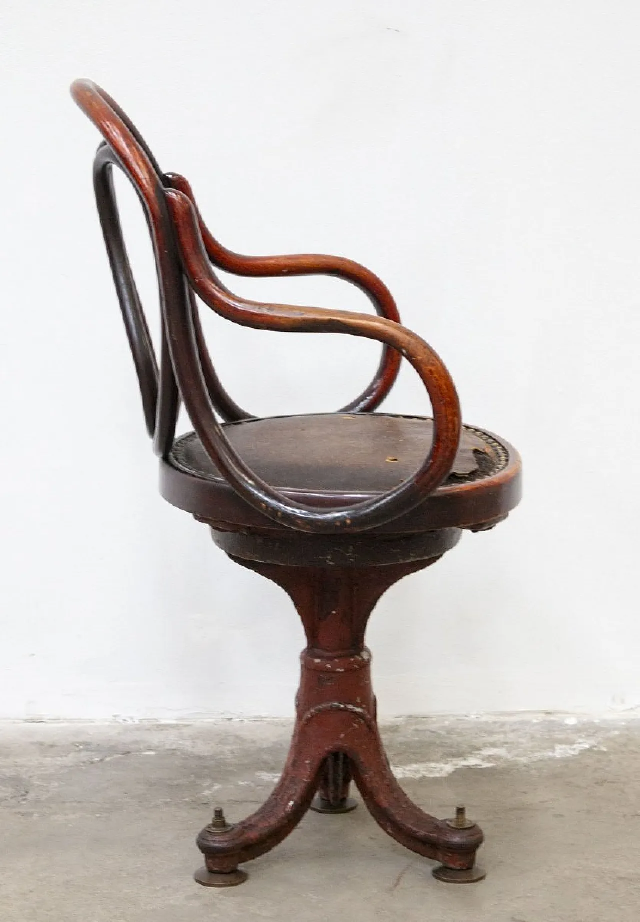 Captains chair, late 19th century 2