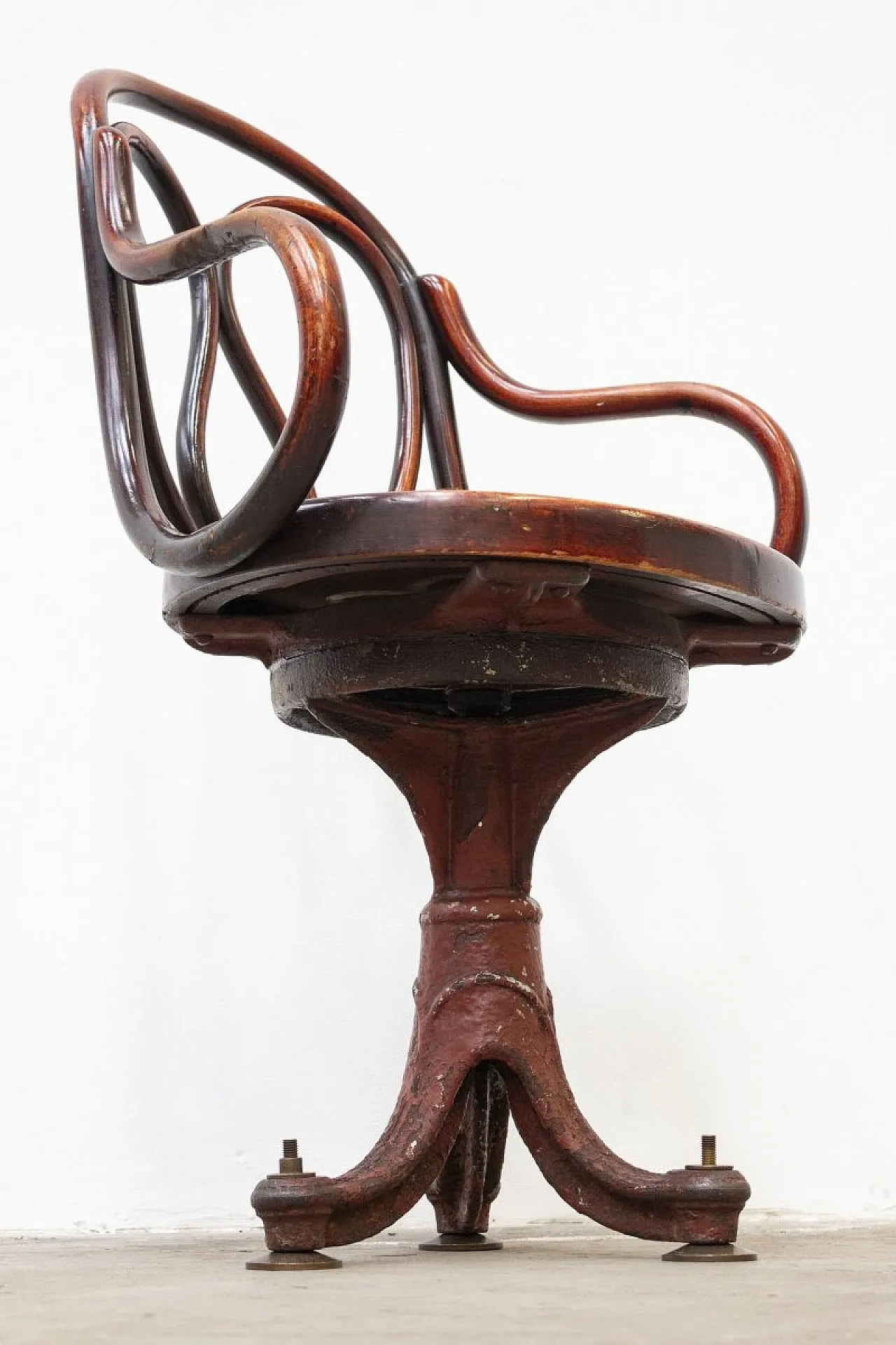 Captains chair, late 19th century 5