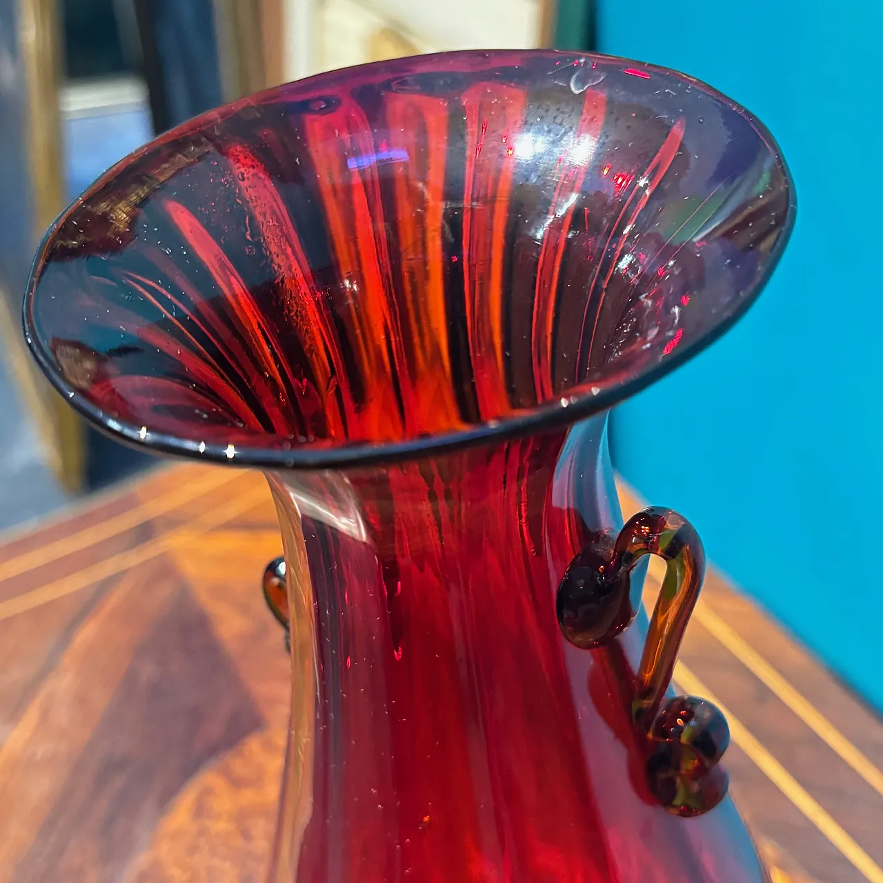 Murano vase Ruby red by Vittorio Zecchin, 1920s 11
