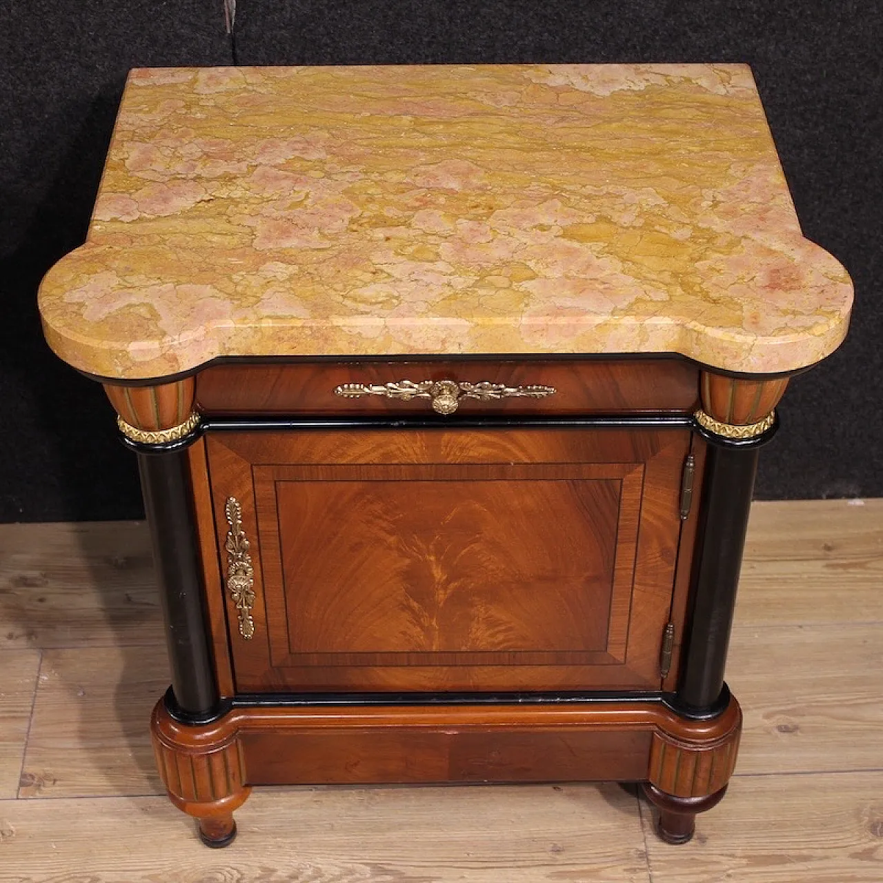 Pair of Italian bedside tables marble top, 20th century 10