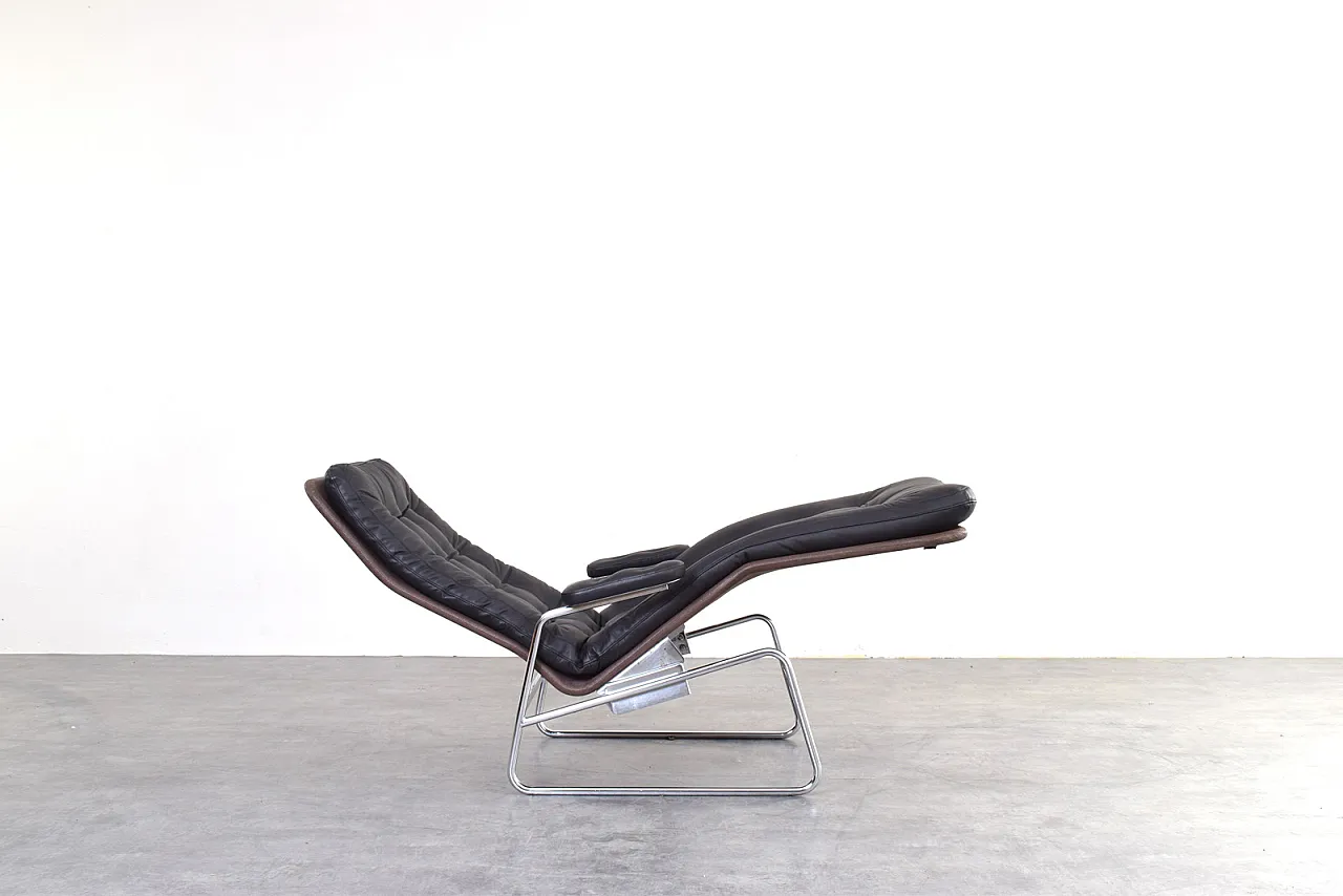 Bauhaus Leather and Chrome Fenix Chaise Lounge by Sam Larsson Dux 5