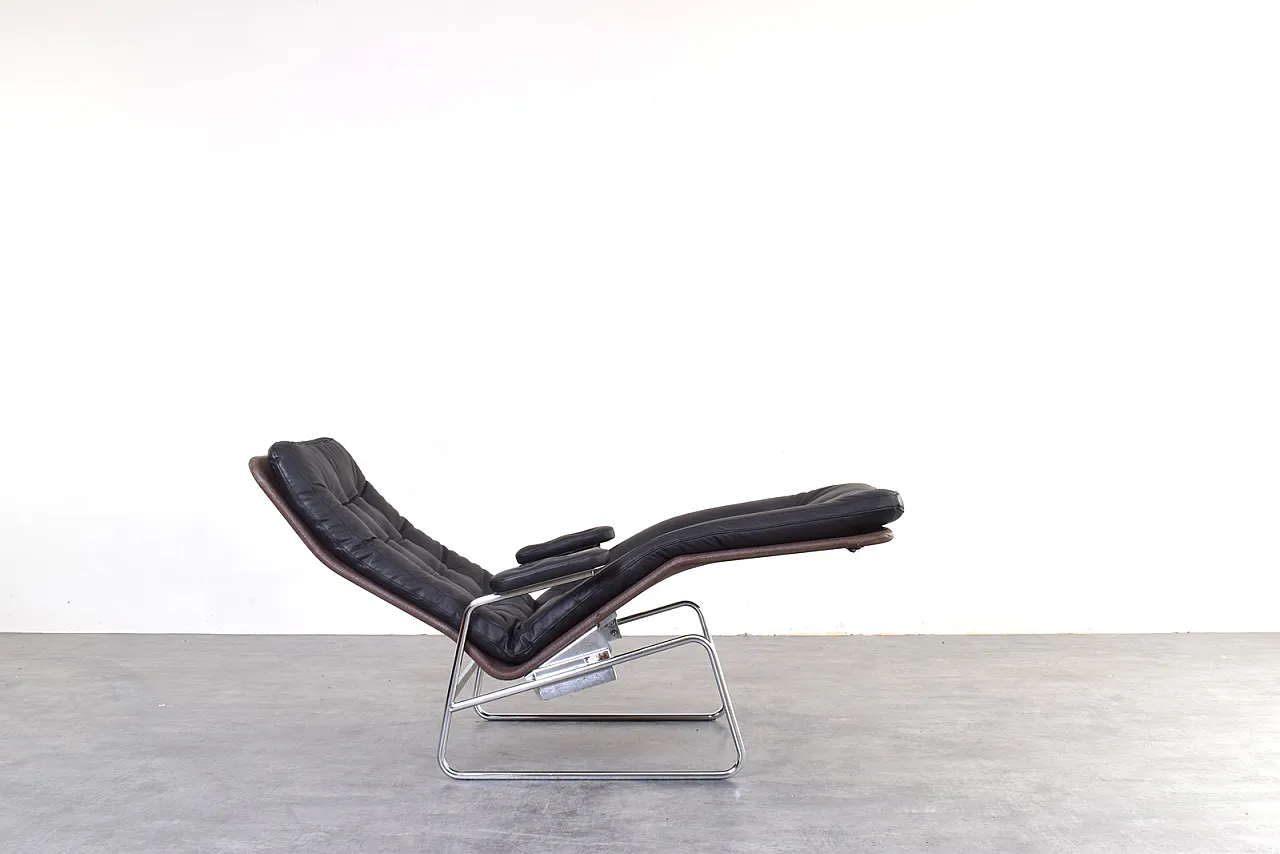 Bauhaus Leather and Chrome Fenix Chaise Lounge by Sam Larsson Dux 5
