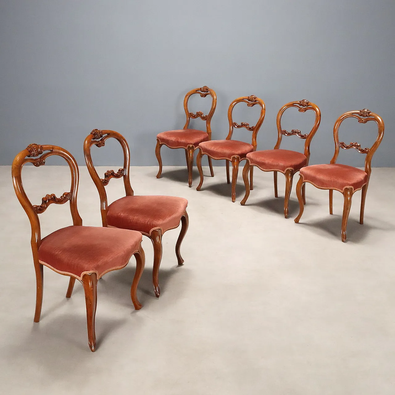 6 Louis Philippe chairs in walnut, 19th century 1