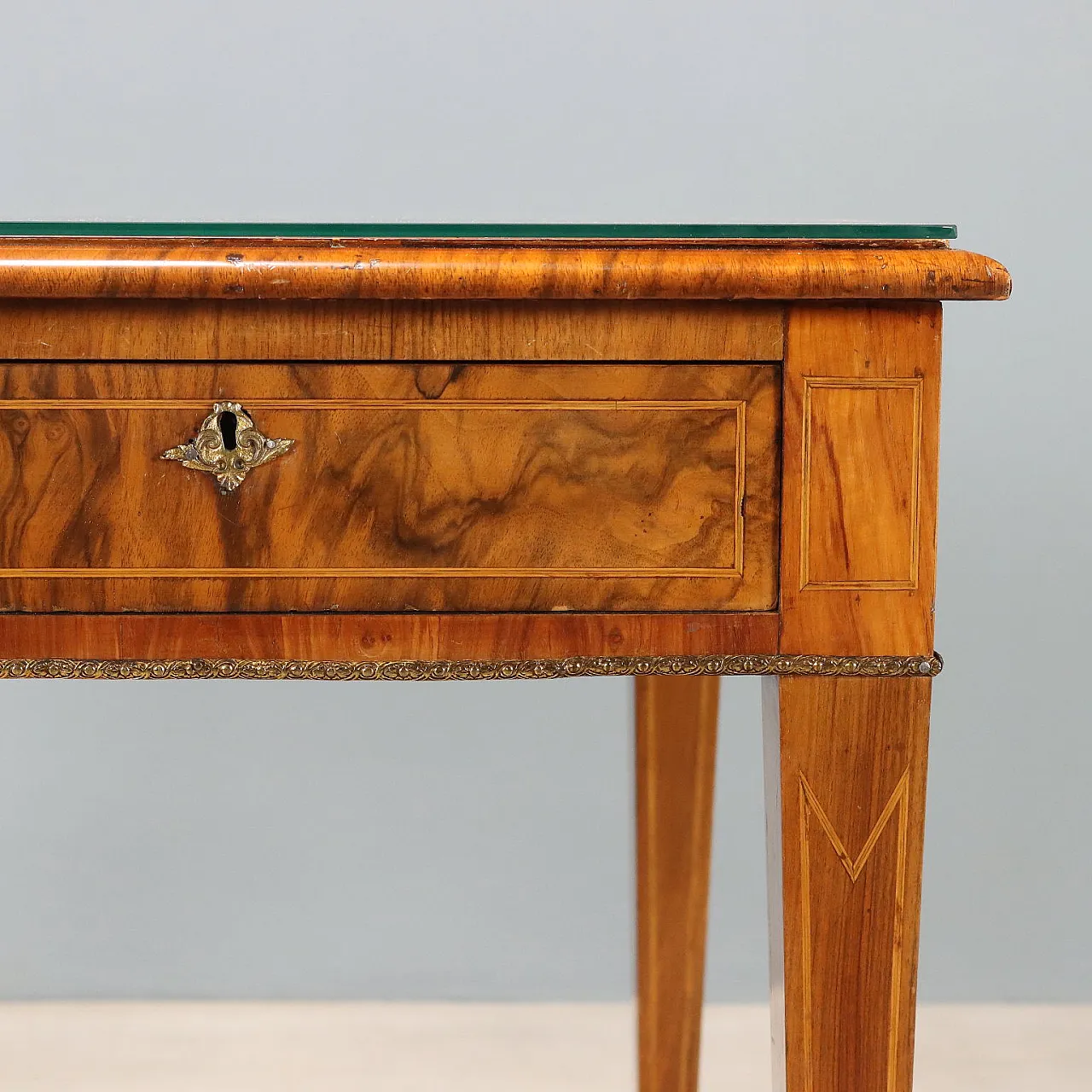 Open desk in Bois de Rose, walnut and mahogany, 19th century 7
