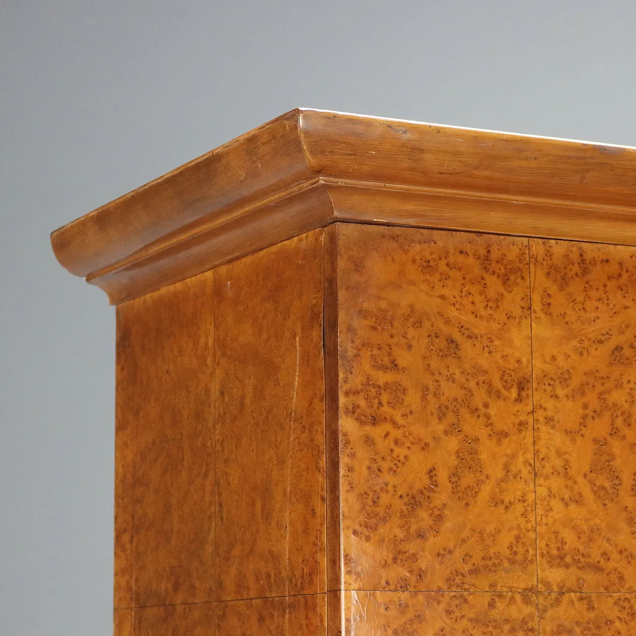 Art Deco living room furniture veneered in maple burl, 20th century 5