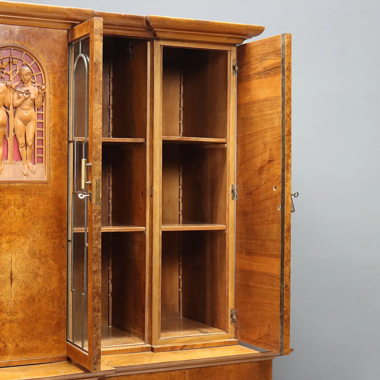 Art Deco living room furniture veneered in maple burl, 20th century 9