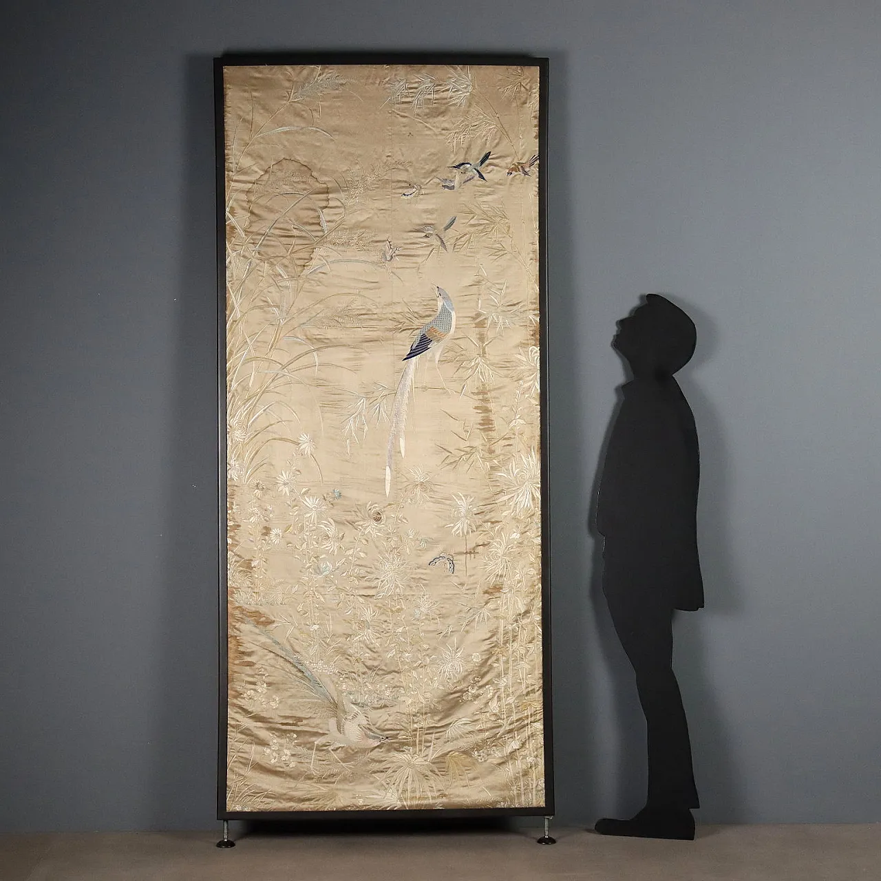 Large screen in embroidered silk, 19th century 2