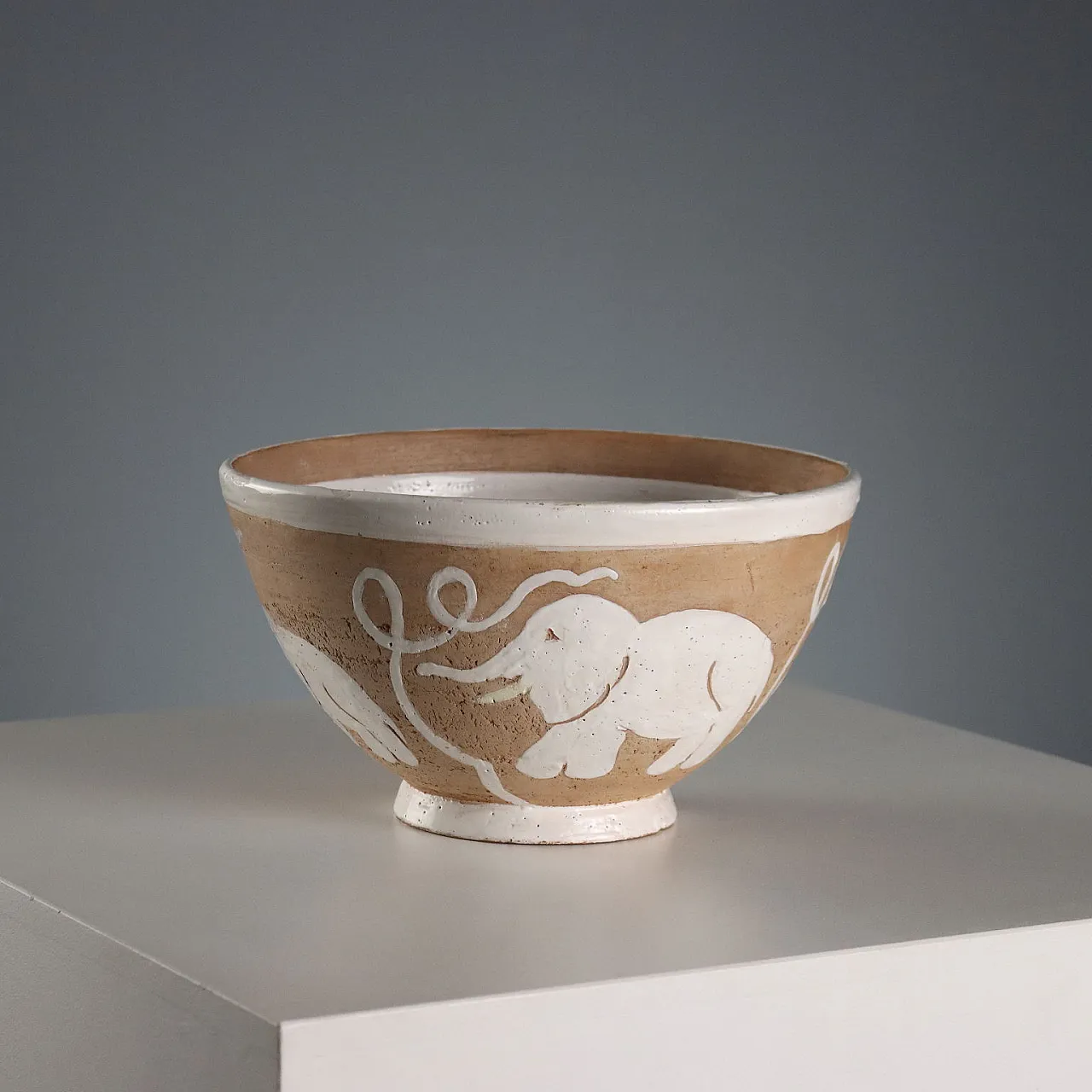 Ceramic and enamel bowl made by Zaccagnini, 20th century 1