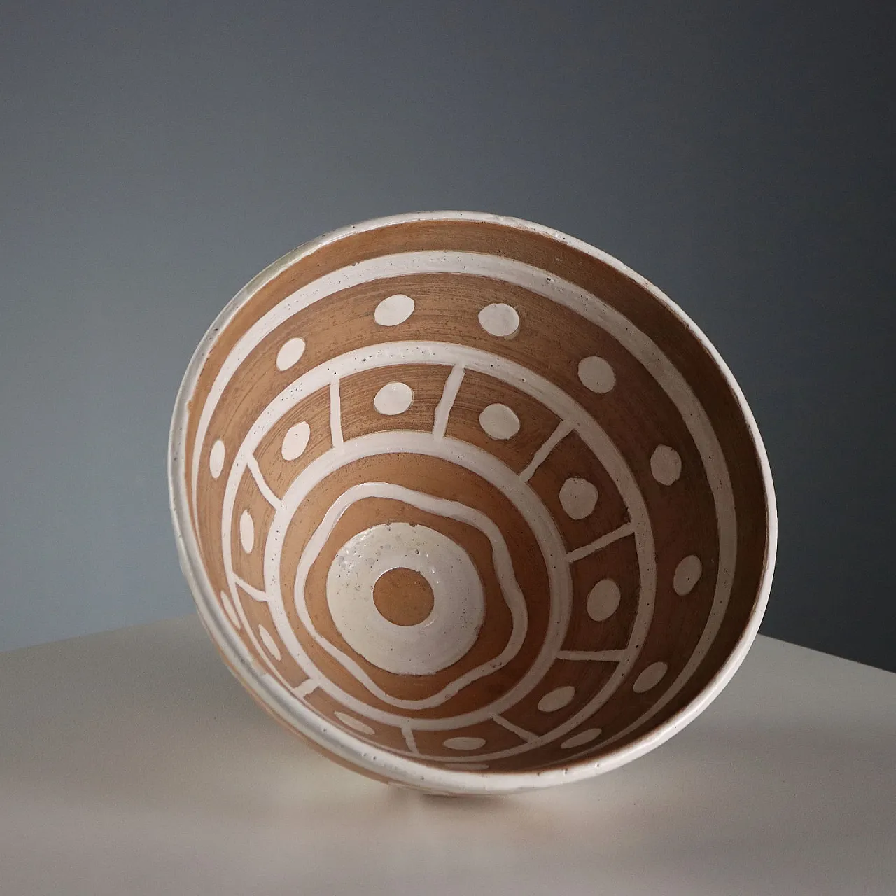 Ceramic and enamel bowl made by Zaccagnini, 20th century 6