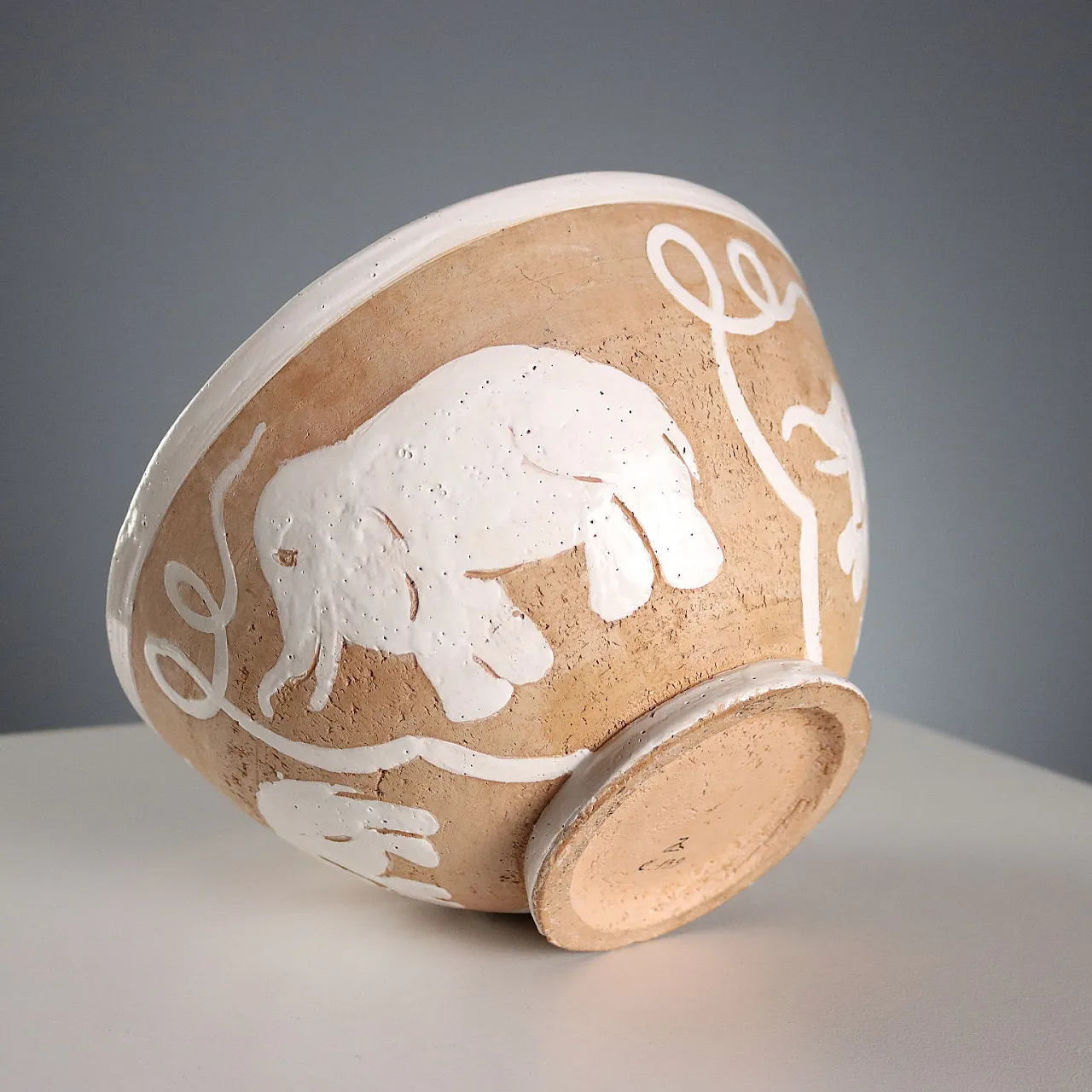 Ceramic and enamel bowl made by Zaccagnini, 20th century 9