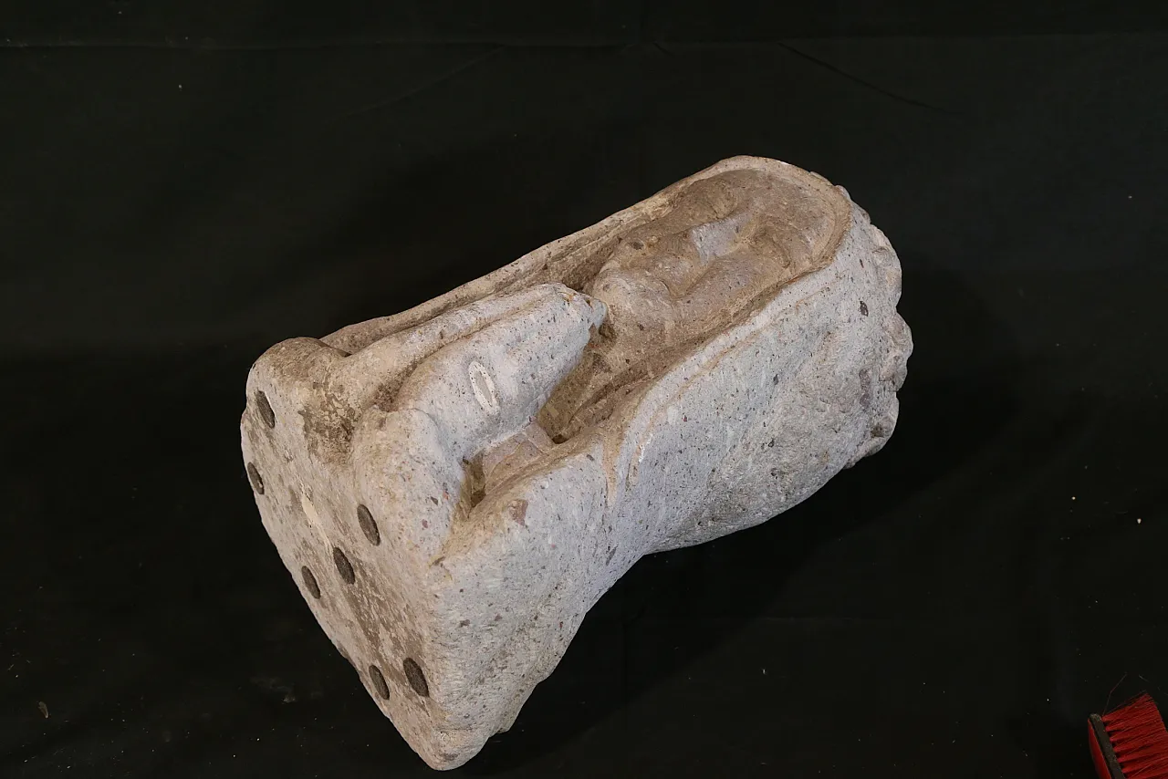 Busto gotico Immacolata Concezione pietra peperino Lazio, primi '900 3
