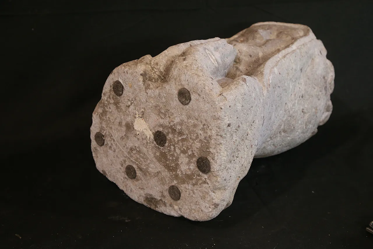 Busto gotico Immacolata Concezione pietra peperino Lazio, primi '900 4