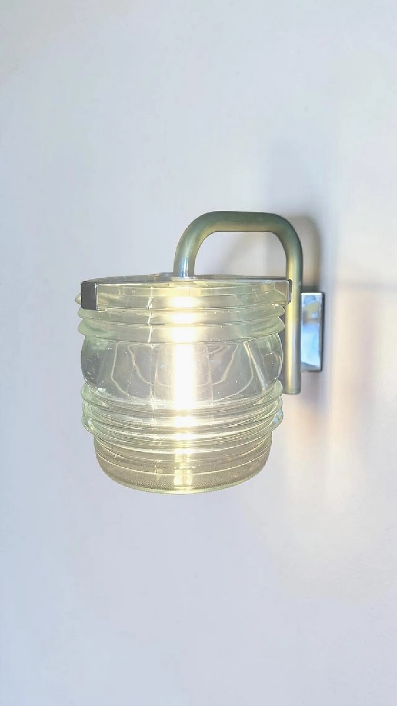 Fresnel metal and glass wall lamp by Tito Agnoli for Oluce, 1960s 1