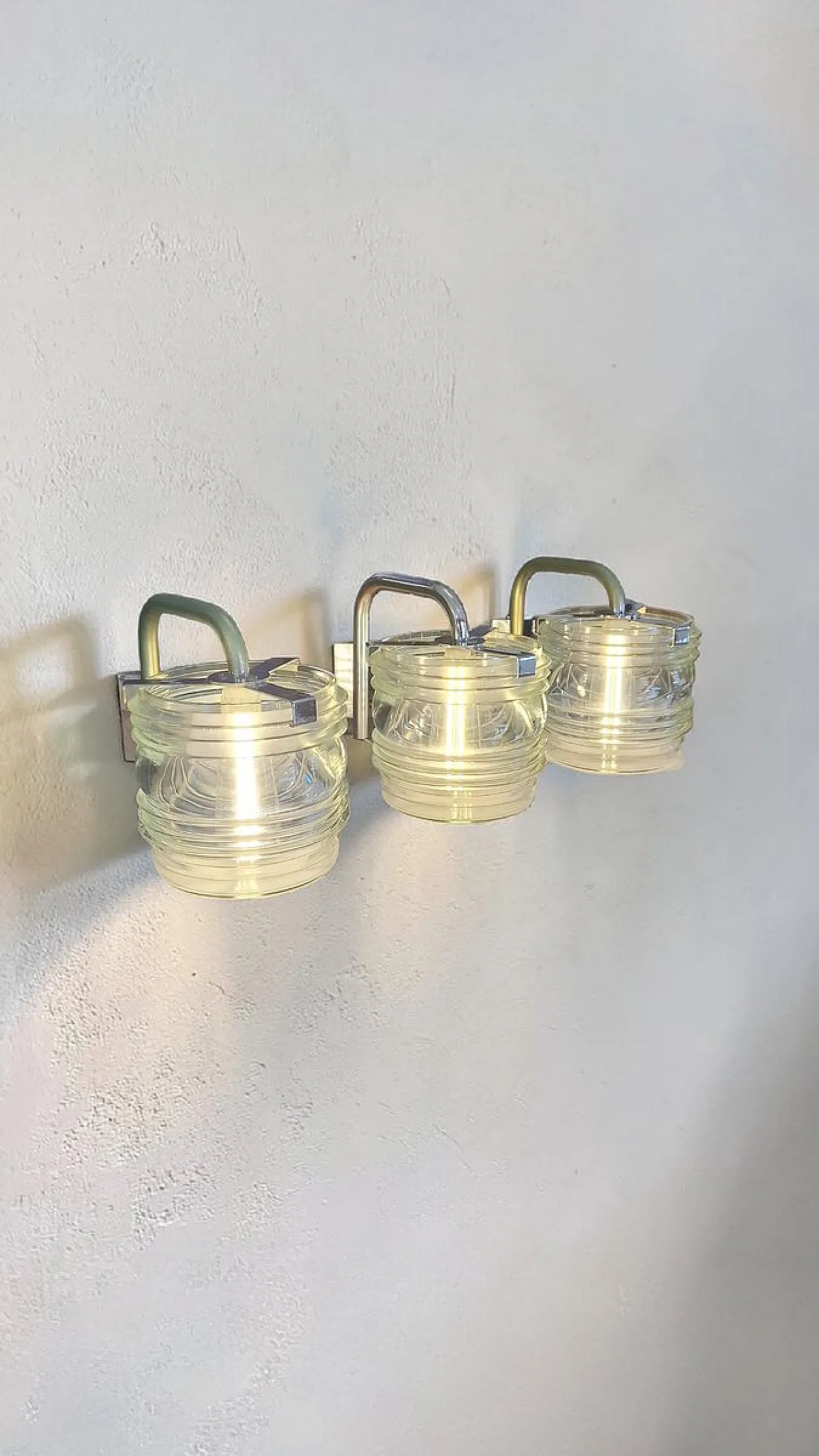 Fresnel metal and glass wall lamp by Tito Agnoli for Oluce, 1960s 6