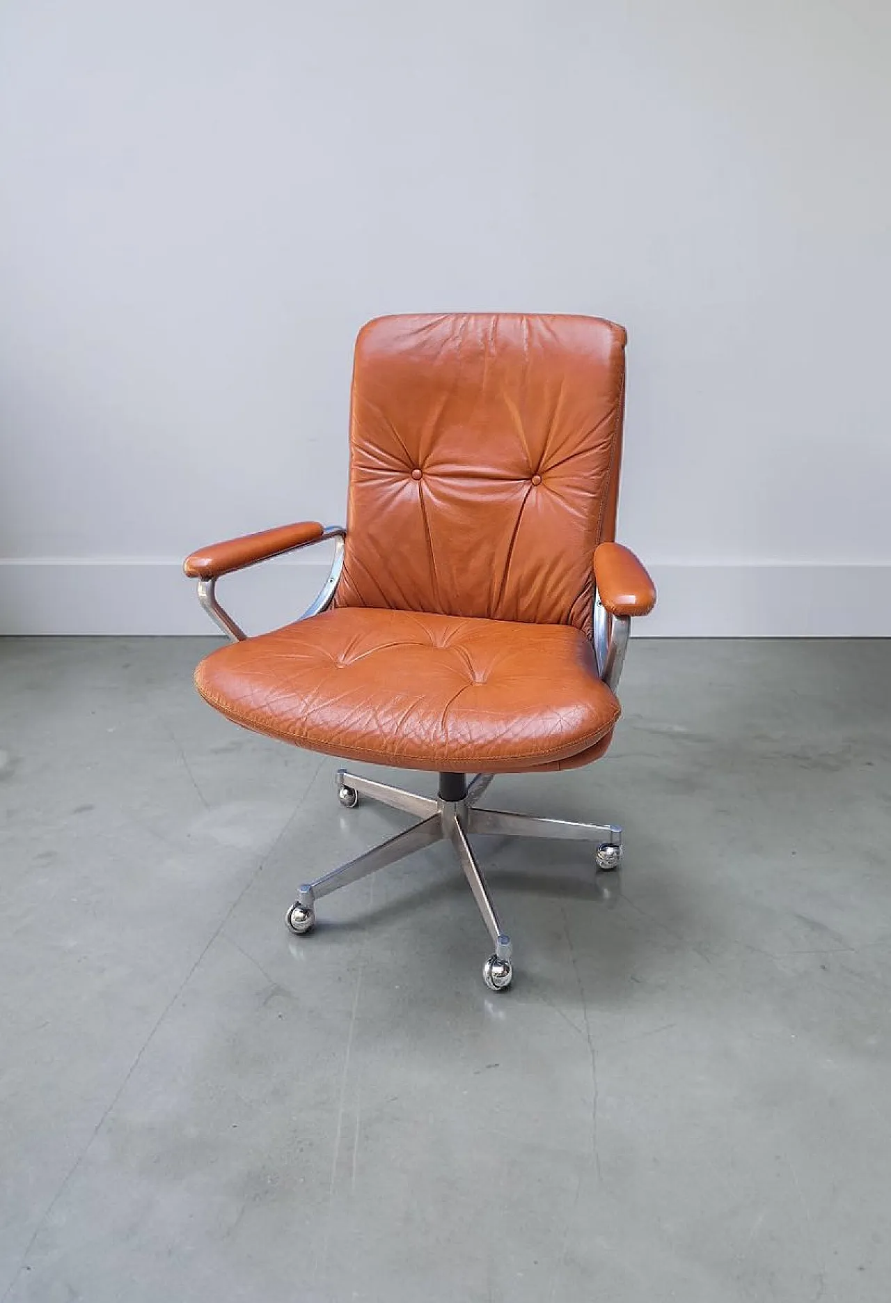 Leather office chair by Ring Mekanikk, 1960s 1