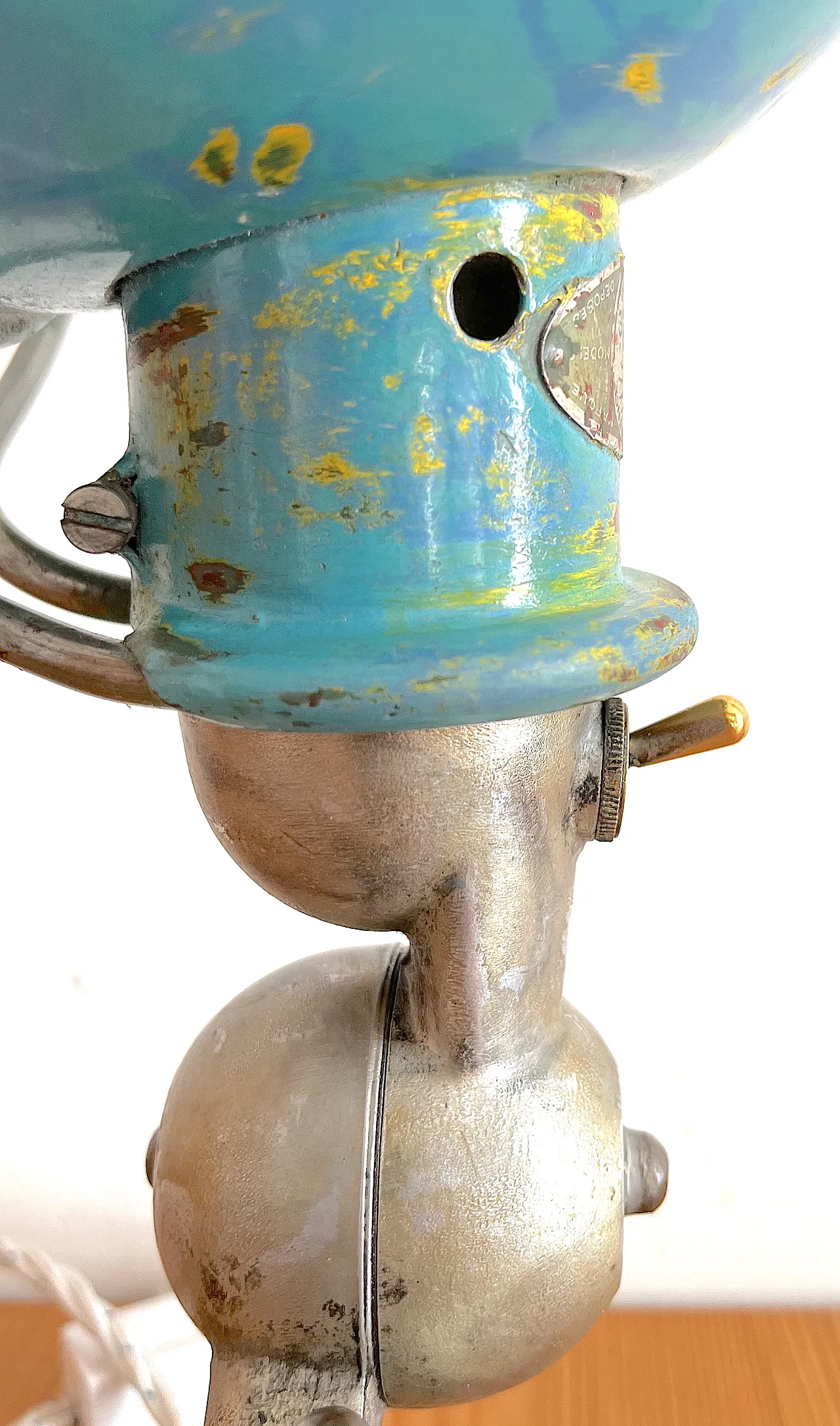Industrial wall light by Jean-Louis Domecq for Jieldé, 1940s 3