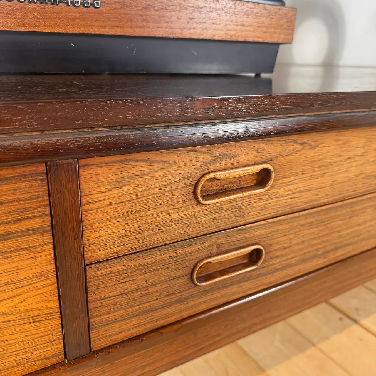 Sideboard scandinava in palissandro, anni ’60 5
