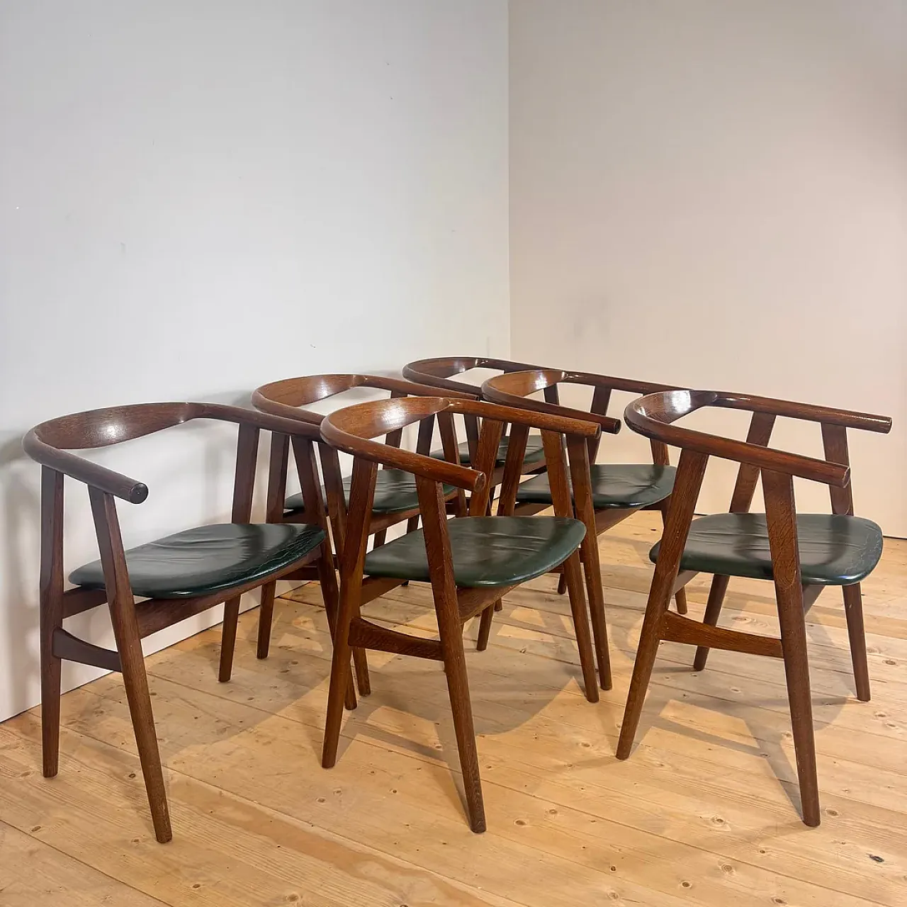 6 sedie GE-525 di Hans J. Wegner, anni ’60 4