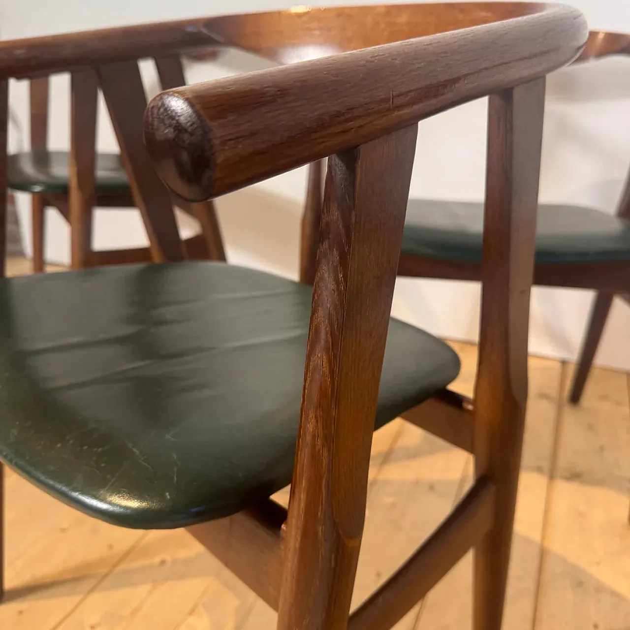 6 sedie GE-525 di Hans J. Wegner, anni ’60 7