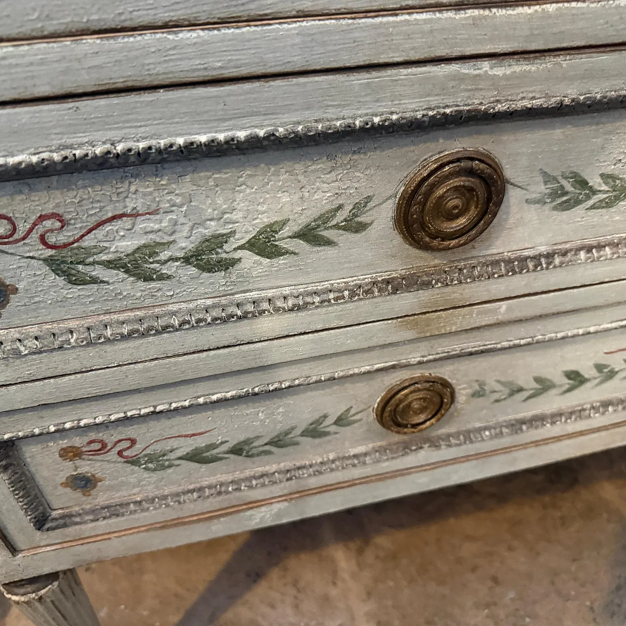 Cassettiera fiorentina in legno laccato Luigi XVI, '800 9