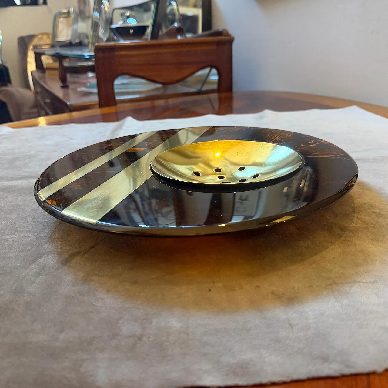 Centrotavola in lucite finta tartaruga di Dior Home, anni '70 10