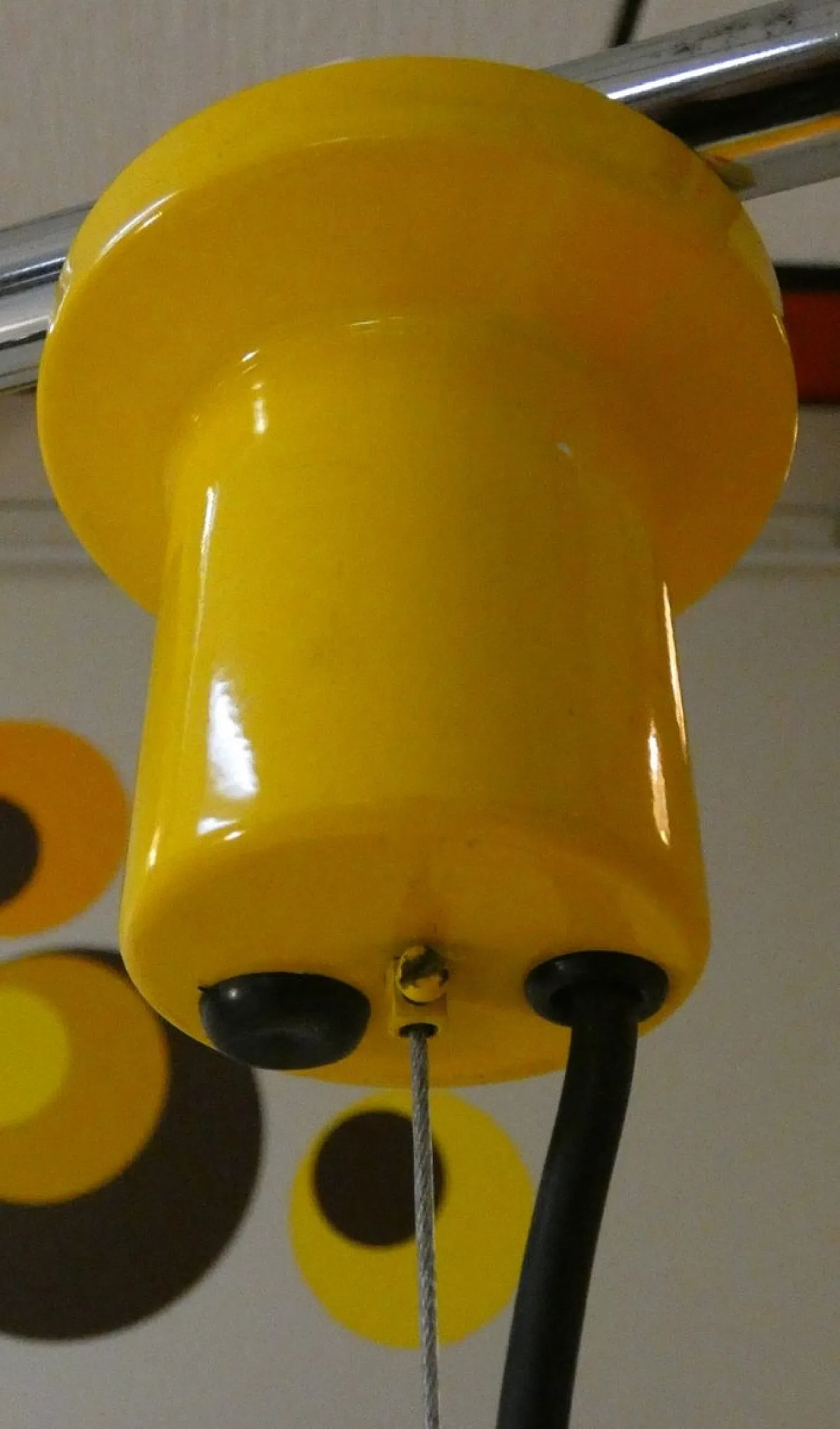 3 lampade in metallo dipinto di Fontana Arte, anni '70 10