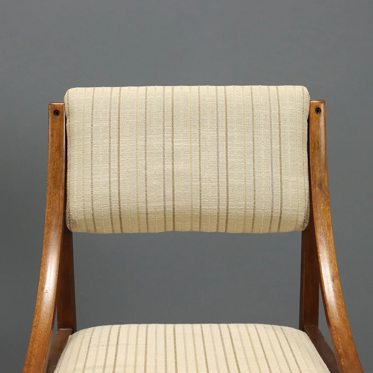 6 Chairs in wood and fabric, 20th century 6