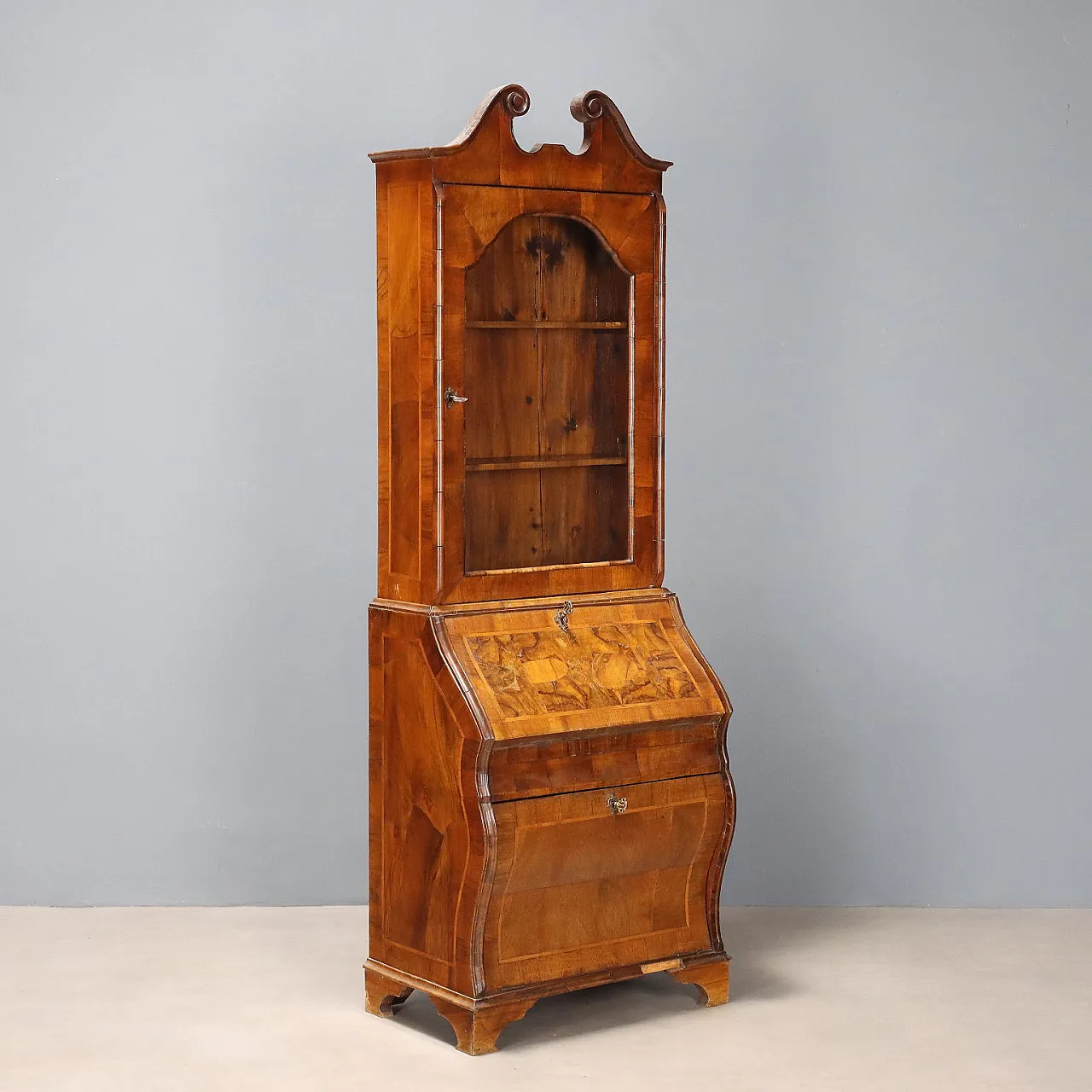 Trumeau in walnut and walnut burl, 20th century 1