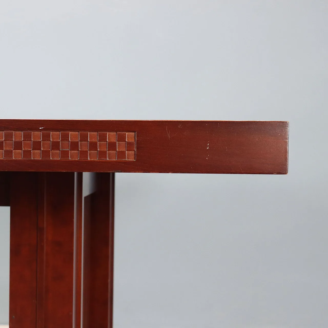Husser table by Frank Lloyd Wright for Cassina, 20th century 5