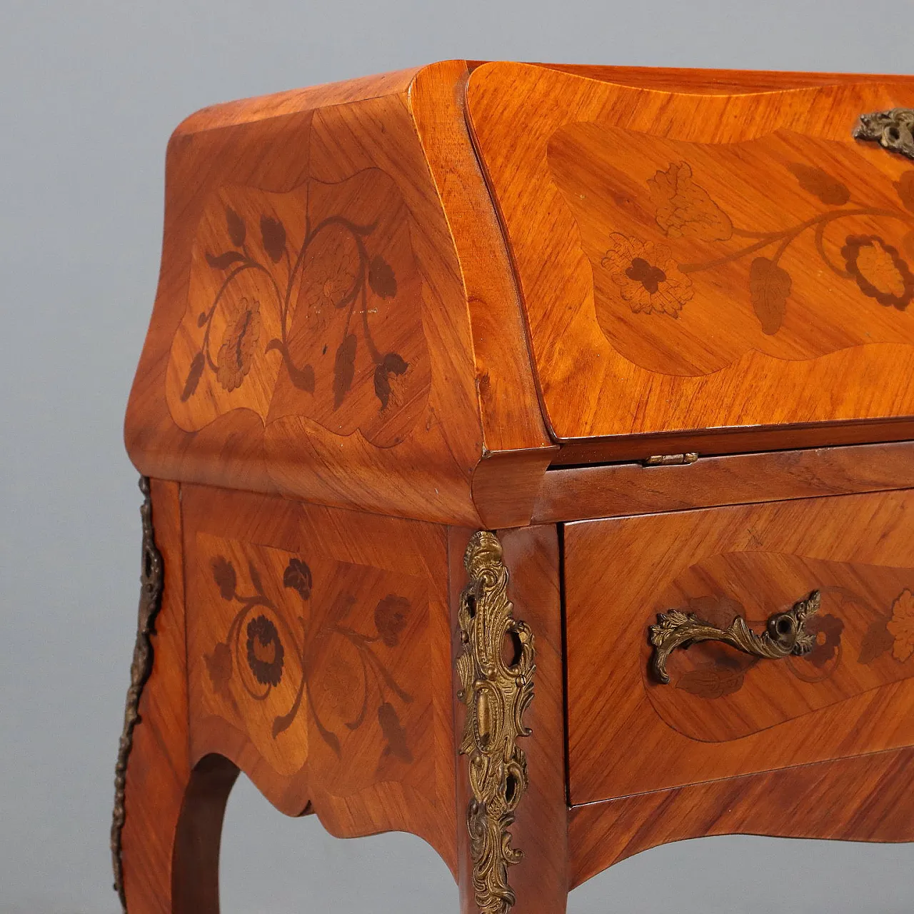 Raised-panel chest of drawers in rosewood and bronze, 20th century 5