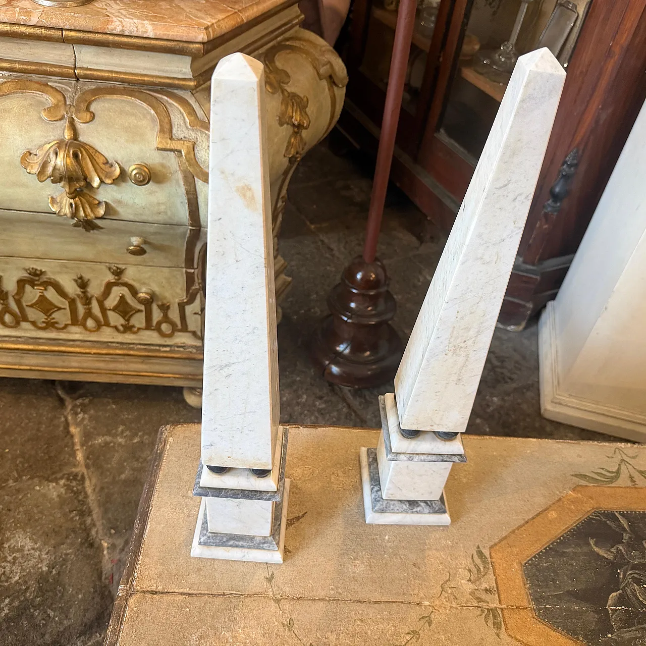 Coppia di obelischi Art Déco in marmo di Carrara e marmo nero, '900 5