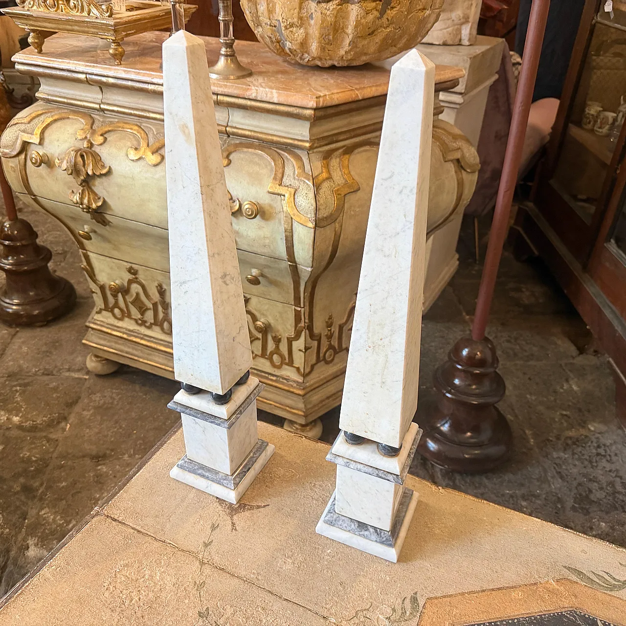 Coppia di obelischi Art Déco in marmo di Carrara e marmo nero, '900 14