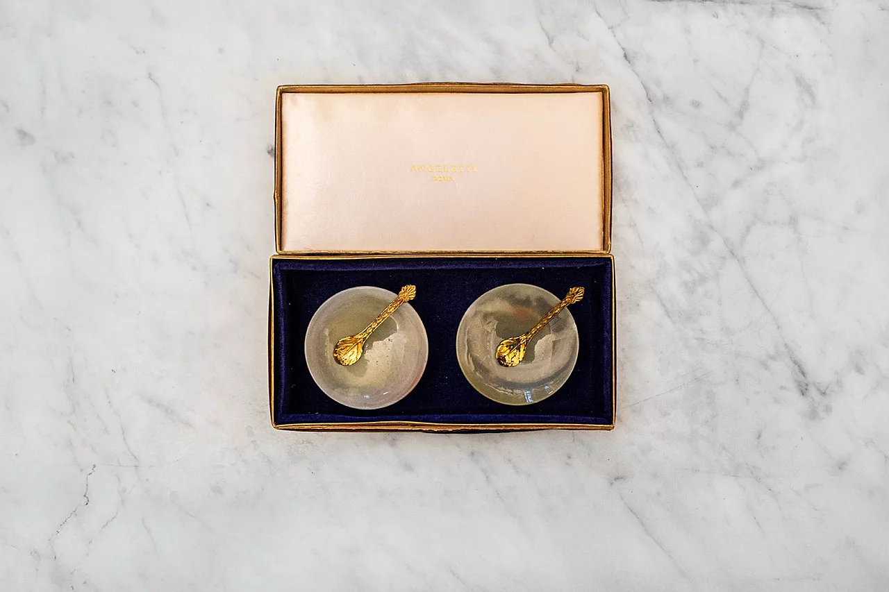 Pair of salt shakers with gold metal base by Angeletti Roma, 1950s 1