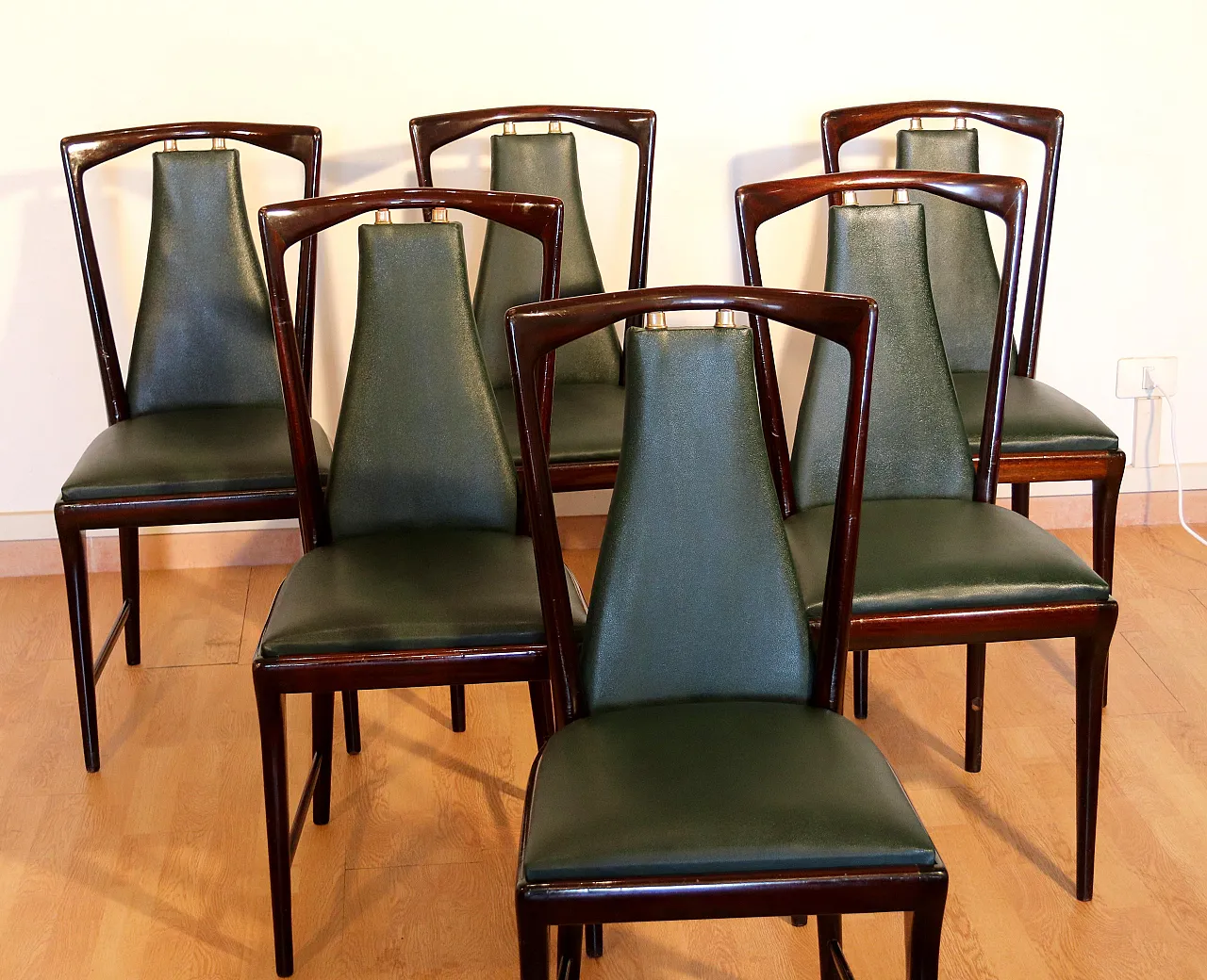 6 mid-century chairs by Osvaldo Borsani, Atelier Borsani Varedo, 1950s 5