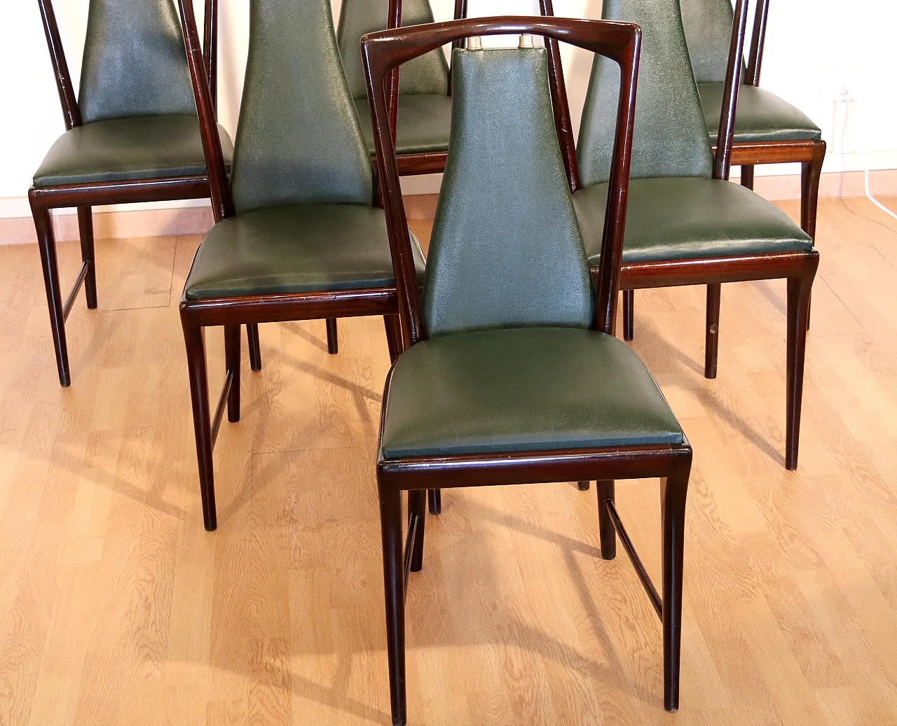6 mid-century chairs by Osvaldo Borsani, Atelier Borsani Varedo, 1950s 6