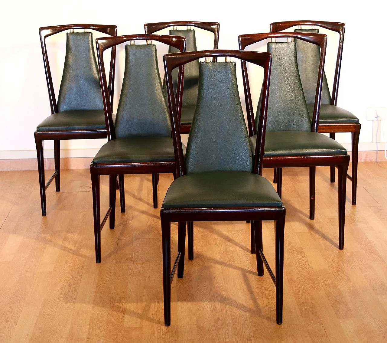 6 Mid-Century chairs by O.Borsani, Atelier Borsani Varedo,20th century 2