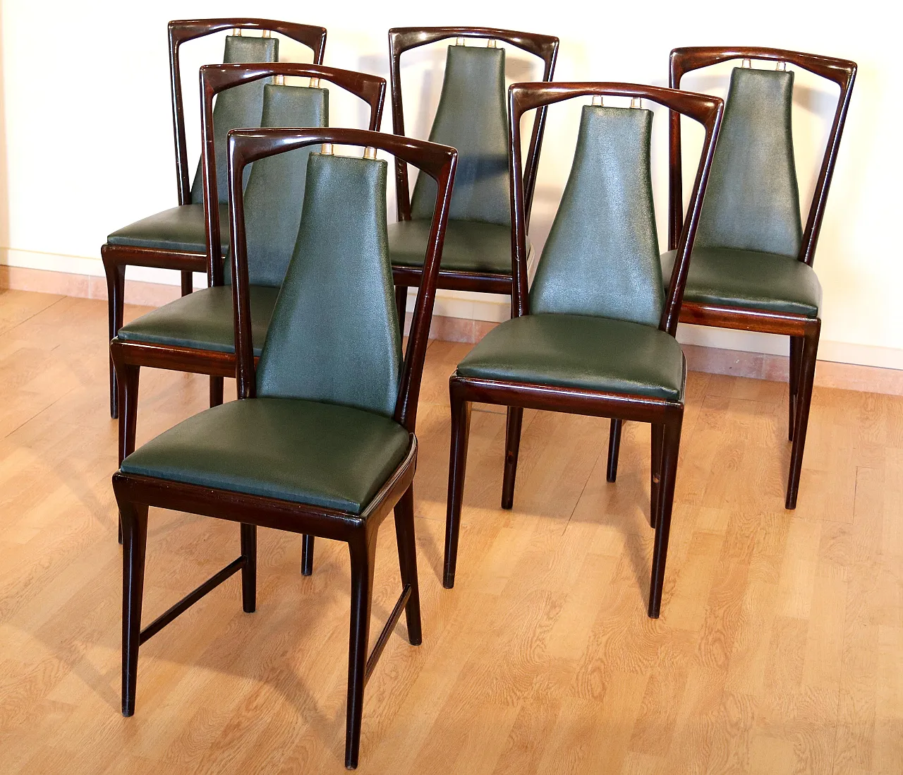 6 Mid-Century chairs by O.Borsani, Atelier Borsani Varedo,20th century 4