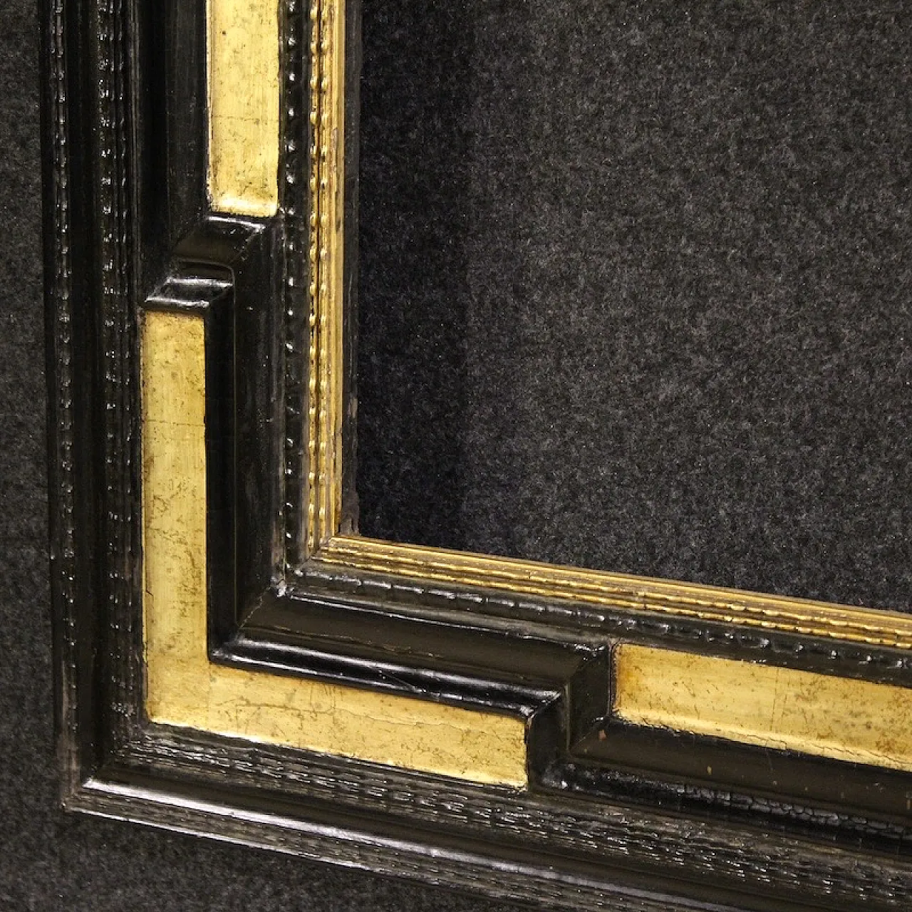 French gilt wood frame from the 20th century 6