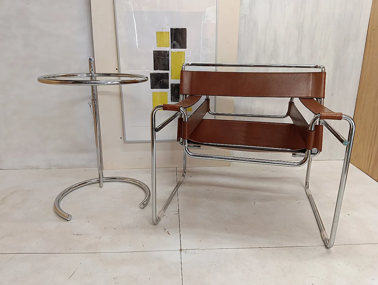 Poltrona Wassily 134 e tavolino 409 Eileen Gray di Alivar, anni '90 1